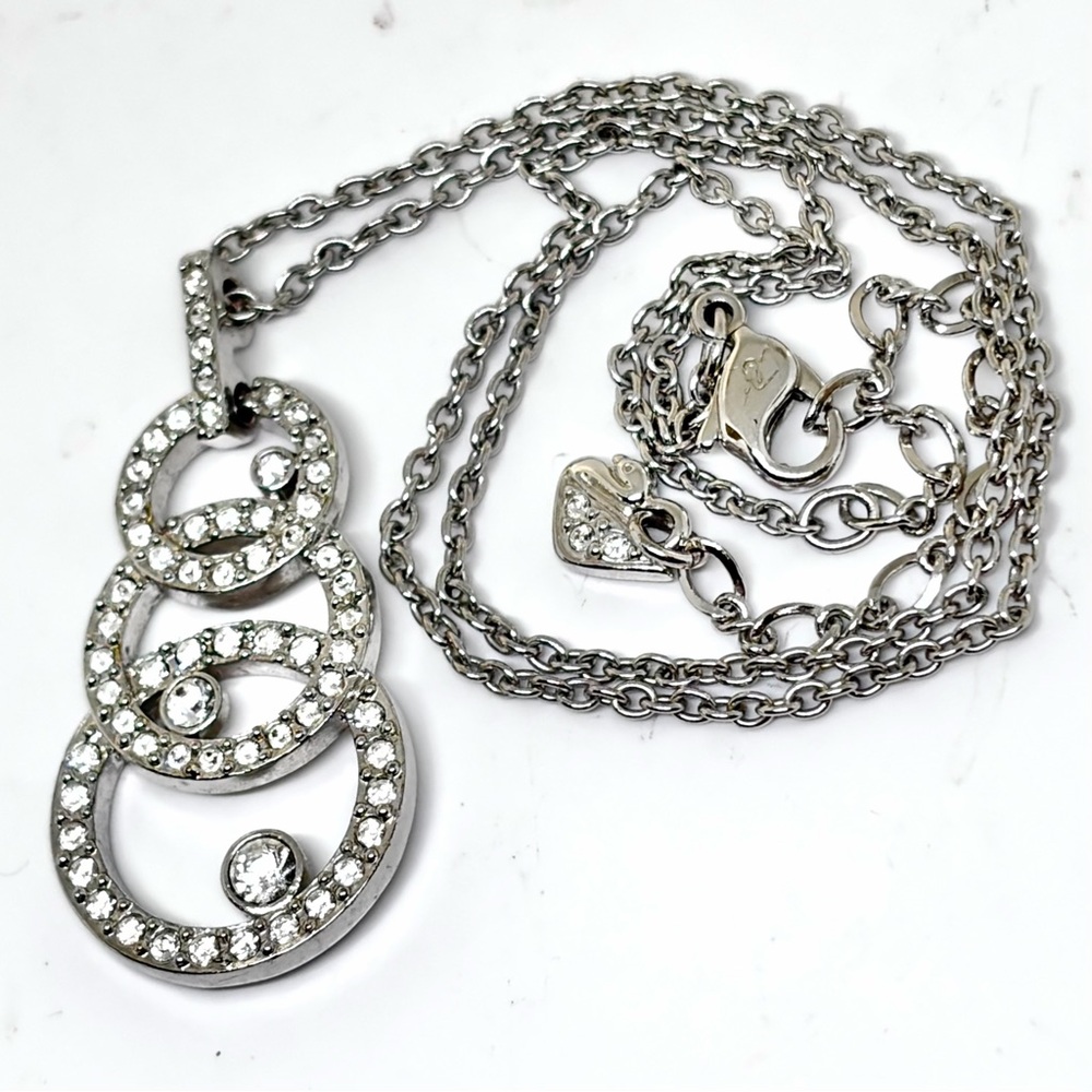 Vintage Swarovski Silver Tone Modern Austria Crystal Petite Hoop Chain Necklace - Picture 12 of 12